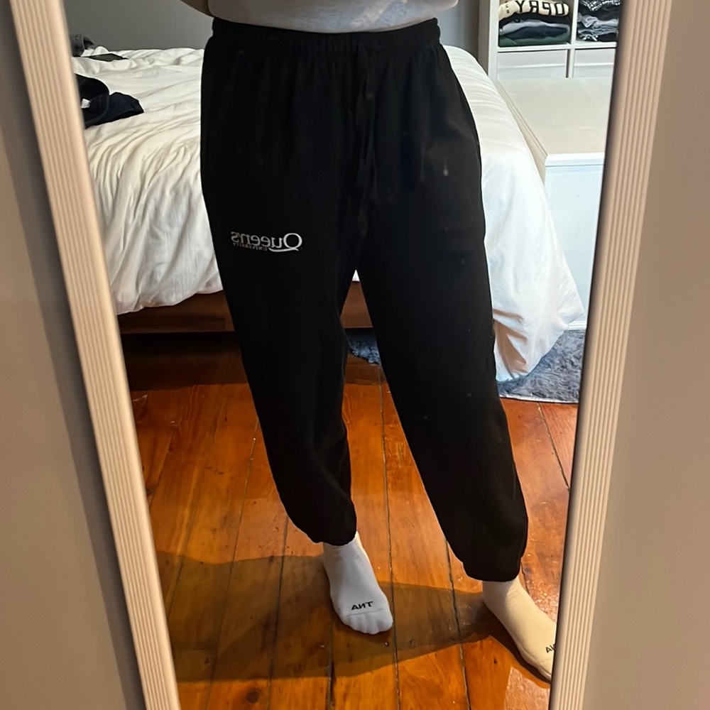 Queen’s University black sweatpants